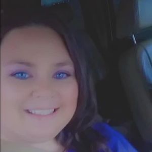 Meet your Posher, Traci